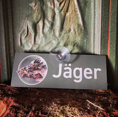 Jäger Autoschild mit Keiler-Motiv Jagdschild mit Saugnapf für die Scheibe aus Aluverbund - Made in Germany