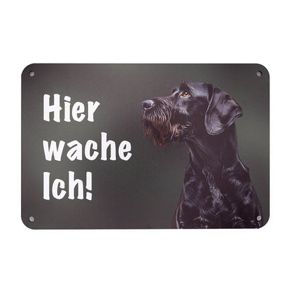 Deutsch Drahthaar schwarz Warnschild „Hier wache ich!“ | Jagdhund Hundeschild für Zaun, Tor & Grundstück, wetterfest