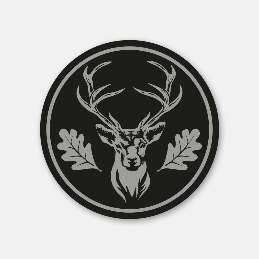 Runder Schwarz-grauer klassischer Jagdaufkleber mit Hirschmotiv für Jagdfahrzeuge oder Autoscheibe