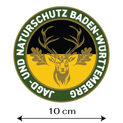 Jagdaufkleber “Jagd- und Naturschutz” Hirsch Baden-Württemberg BW Landesfarbe – Premium Autoaufkleber für Jagdauto & Revierfahrzeug