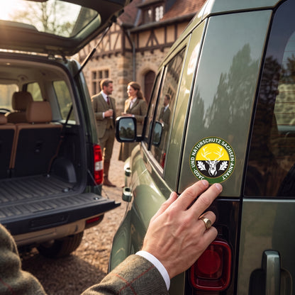 Jagdaufkleber “Jagd- und Naturschutz” Hirsch Sachsen Landeswappen – Premium Autoaufkleber für Pkw, Jagdauto & Revierfahrzeug