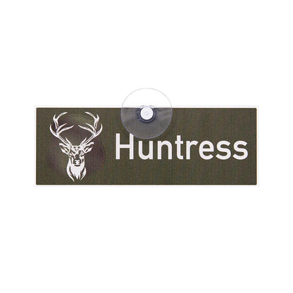 Huntress Premium Schild mit Saugnapf für die Autoscheibe, Jagdschild mit Hirschmotiv für Jägerinnen, Made in Germany