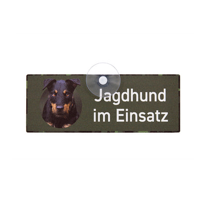 Deutscher Jagdterrier DJT Auto Schild mit Saugnapf für die Autoscheibe mit der Aufschrift "Jagdhund im Einsatz"