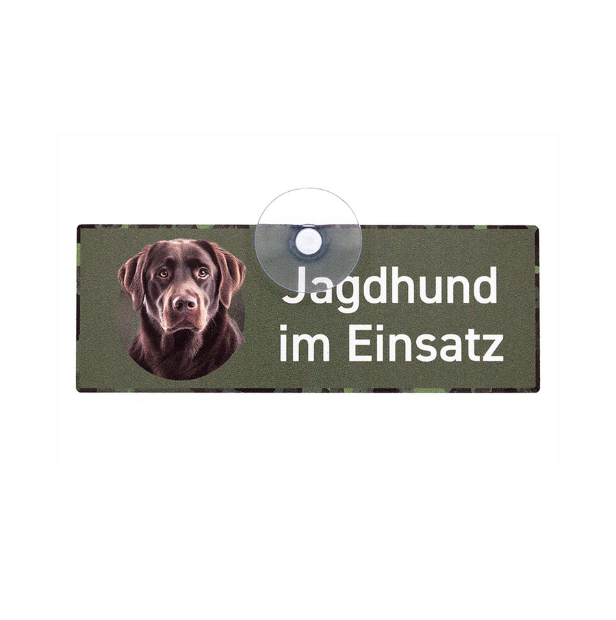 Jagd-Autoschild mit Saugnapf aus Aluminiumverbund mit einem brauen Labrador und der Aufschrift - Jagdhund im Einsatz.