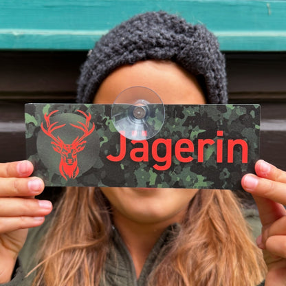 Jägerin Jagdschild - Premium Schild mit Saugnapf, Jagd Autoschild für die Scheibe - Made in Germany