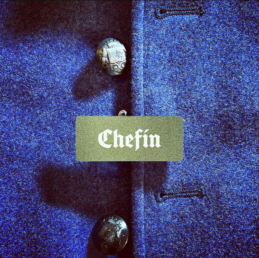 Trachtenanstecker „Chefin“ für Janker und Hut