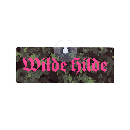 Wilde Hilde pink Spruch Schild mit Saugnapf für die Scheibe - Autoschild für Auto, Pkw, Kfz - Made in Germany